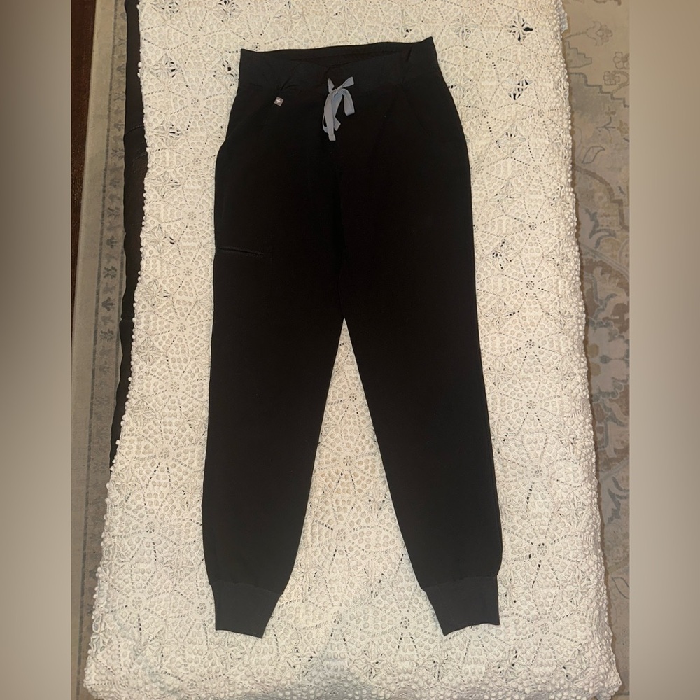 FIGS Zamora Joggers - Picture 2 of 6